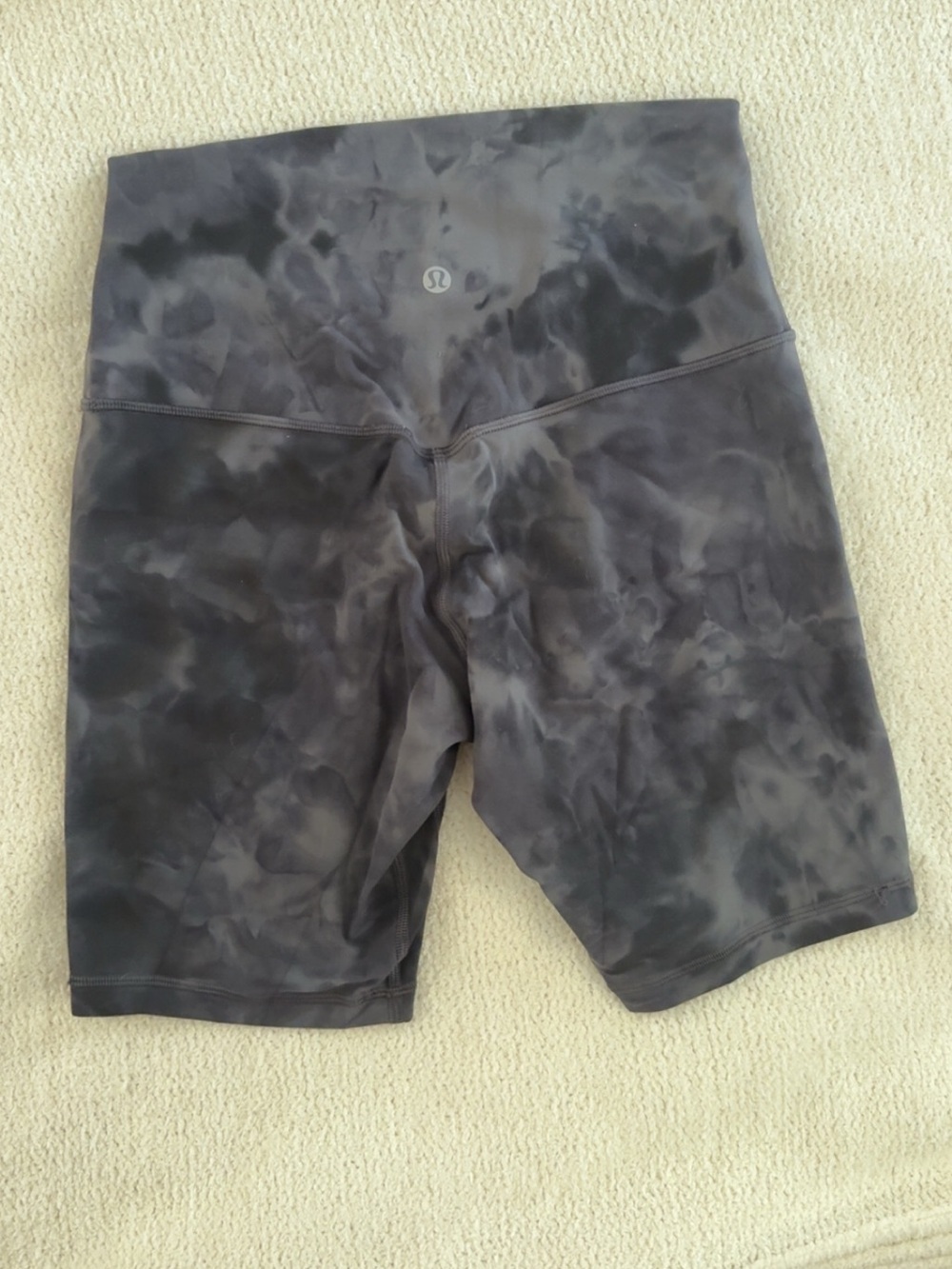 Lululemon shorts - Picture 2 of 3